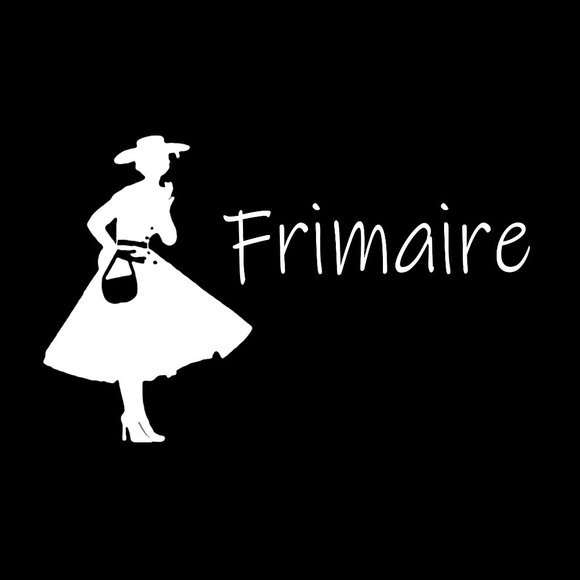 Meet Your Posher, Elle - Picture 7 of 13